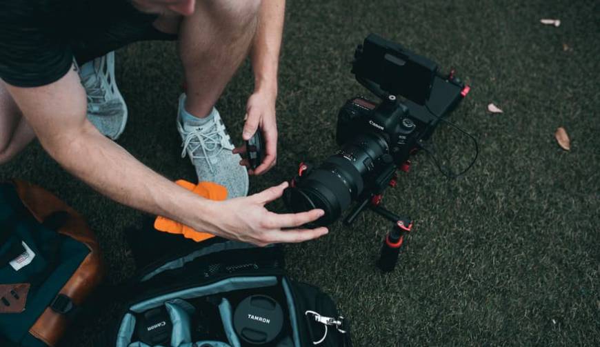 色彩心理学×动态美学，覃塘区产品视频拍摄公司唤醒感官冲击力