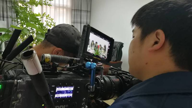 用镜头讲好产品故事！覃塘区产品视频拍摄公司让冰冷商品拥有温度与灵魂